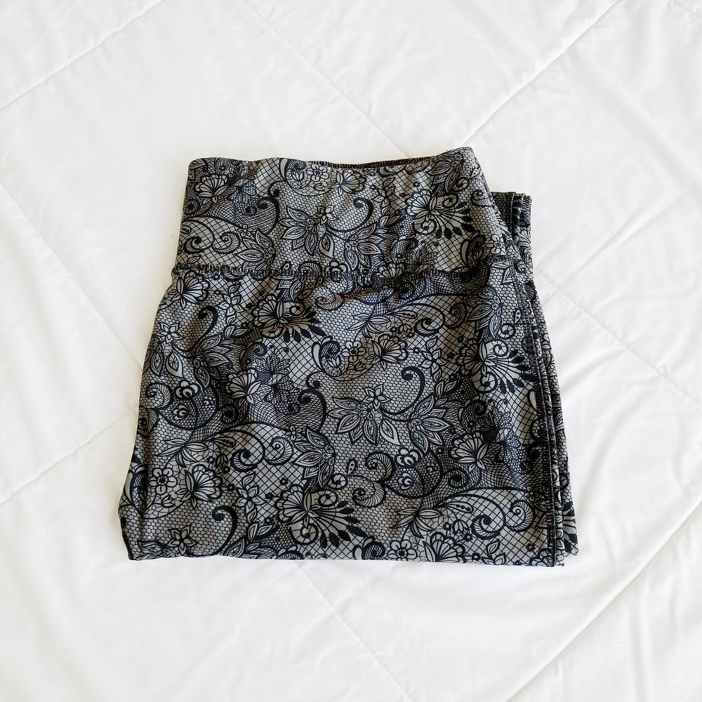 Livi Active Leggings Size 22/24 Like New